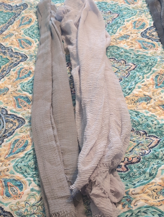 no name Other - Light Gray And Gray Crinkled Cotton Scarf - Unbranded